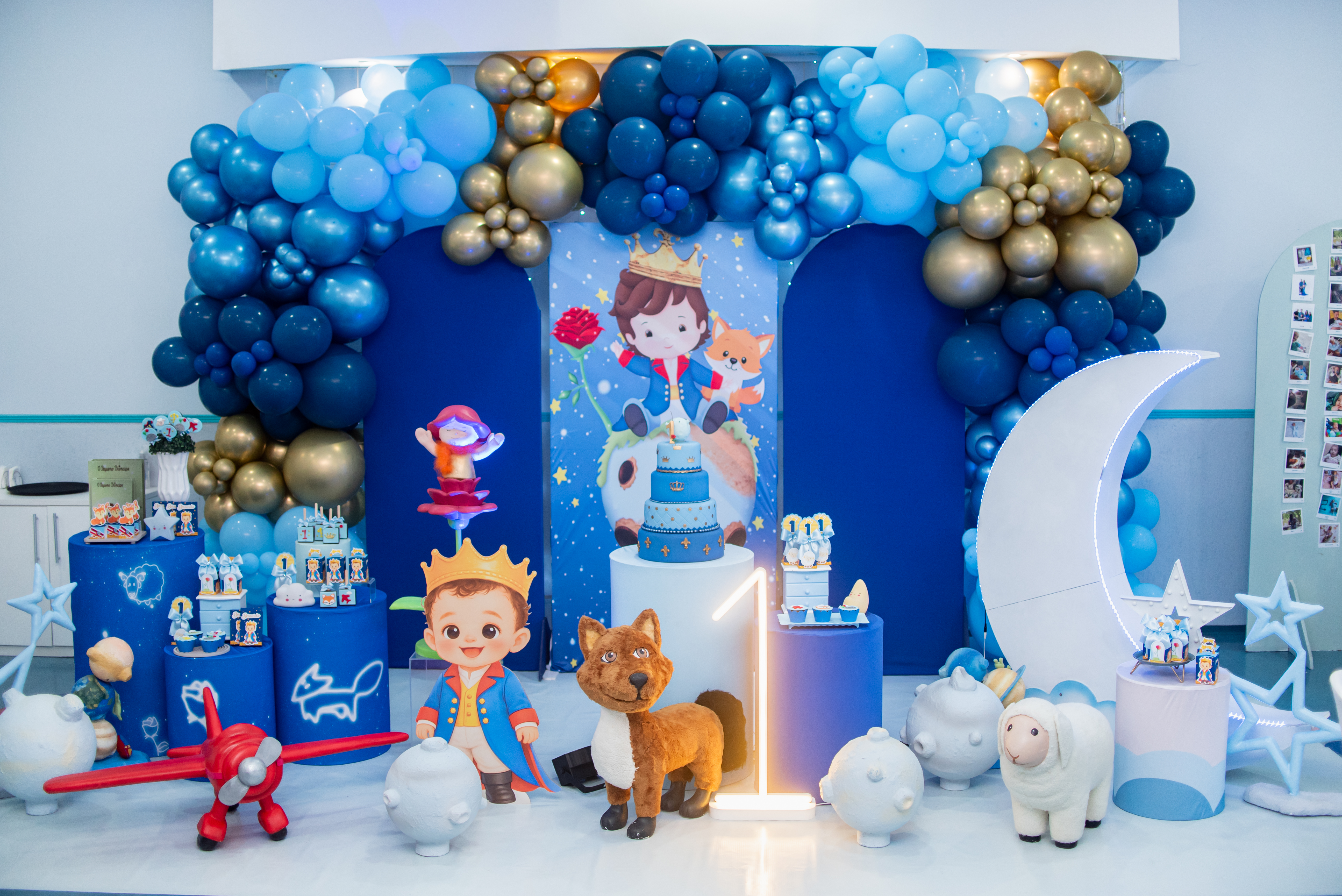 Área kids com brinquedos